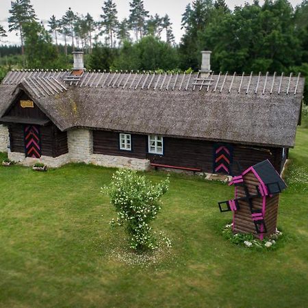 Sihi Country House Hiievalja Exterior foto